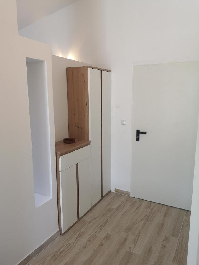Apartment Nada 2 Malinska Zewnętrze zdjęcie